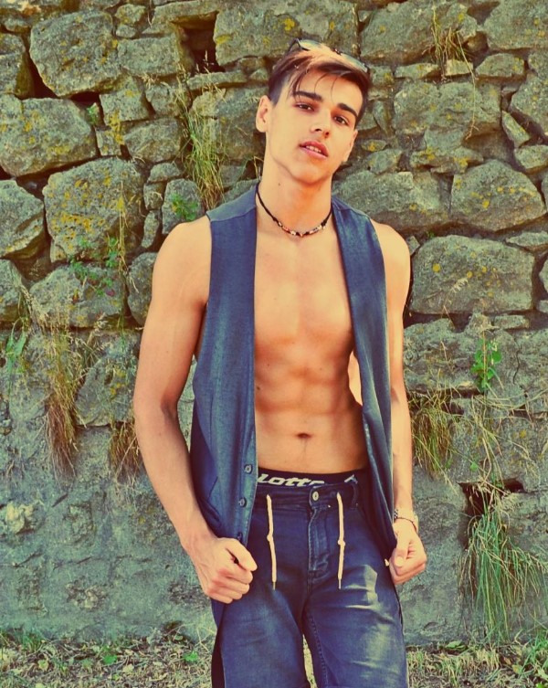romanian muscle boy 